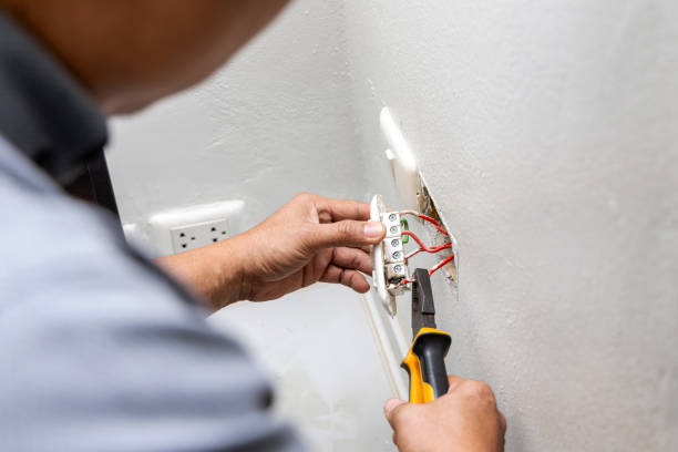 Best Circuit Breaker Repair  in Stratford, OK